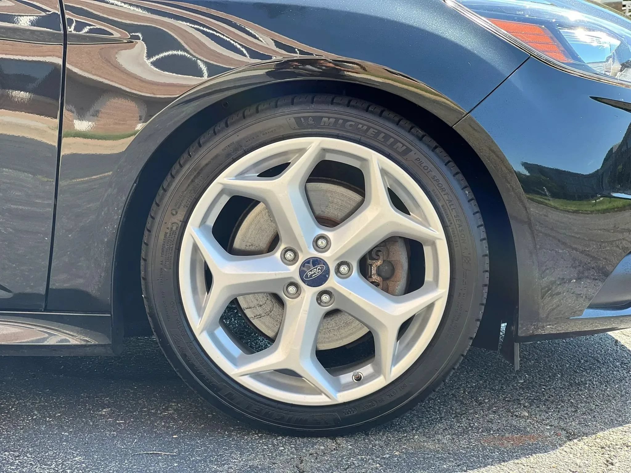 Used 2014 Ford Focus ST w/ Equipment Group 202A FWD image 40