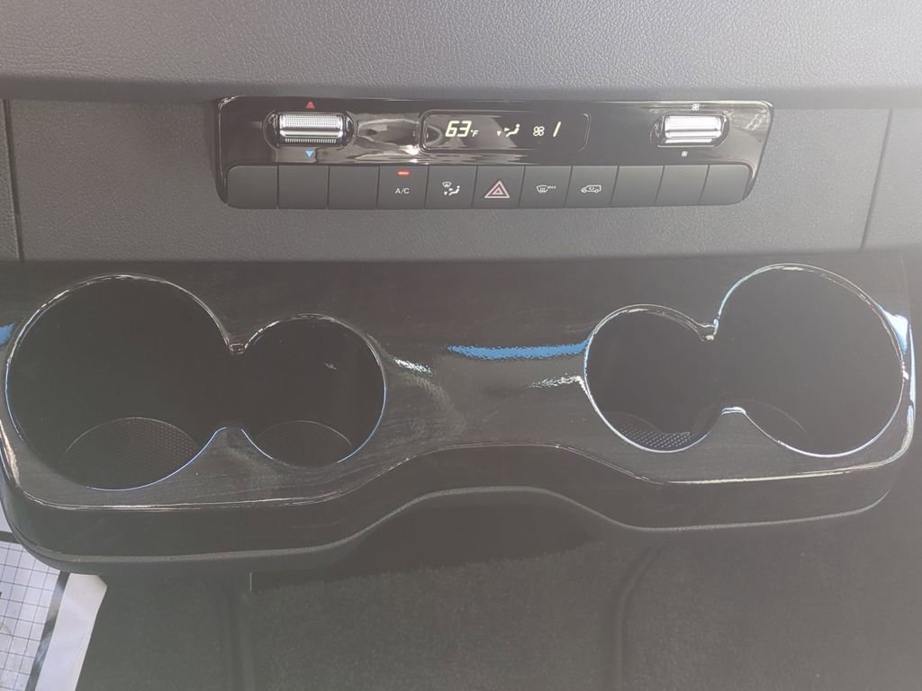 Used 2024 Mercedes-Benz Sprinter 144 Cargo image 19