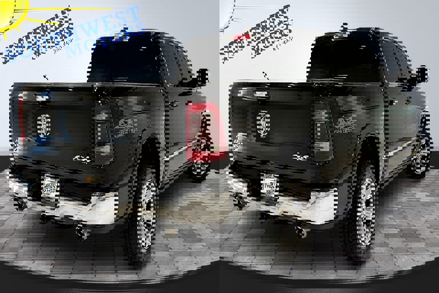 Used 2020 RAM 1500 Limited w/ Off-Road Group image 6