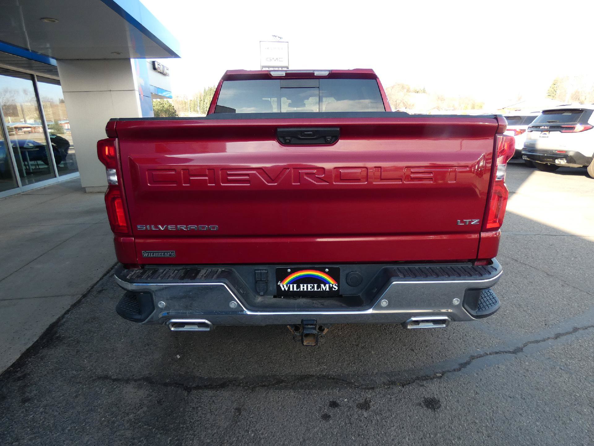 Certified 2023 Chevrolet Silverado 1500 LTZ w/ LTZ Premium Package AWD/4WD image 4