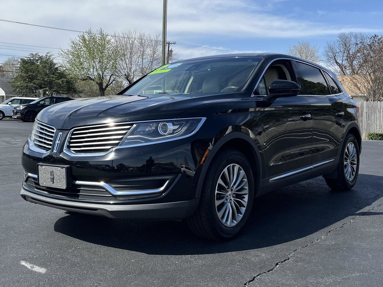 Used 2017 Lincoln MKX Select w/ Select Plus Package image 22