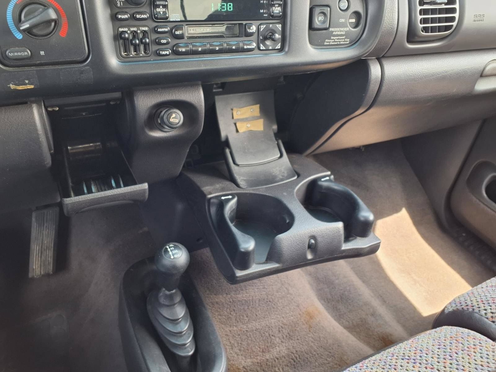 Used 1998 Dodge Ram 1500 Truck 4x4 Quad Cab image 25