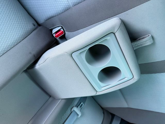 Used 2018 Toyota Corolla L image 26