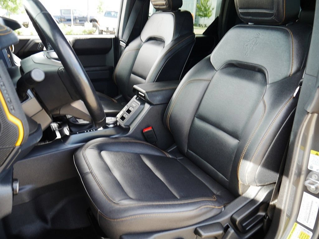 Used 2024 Ford Bronco Badlands AWD/4WD image 14