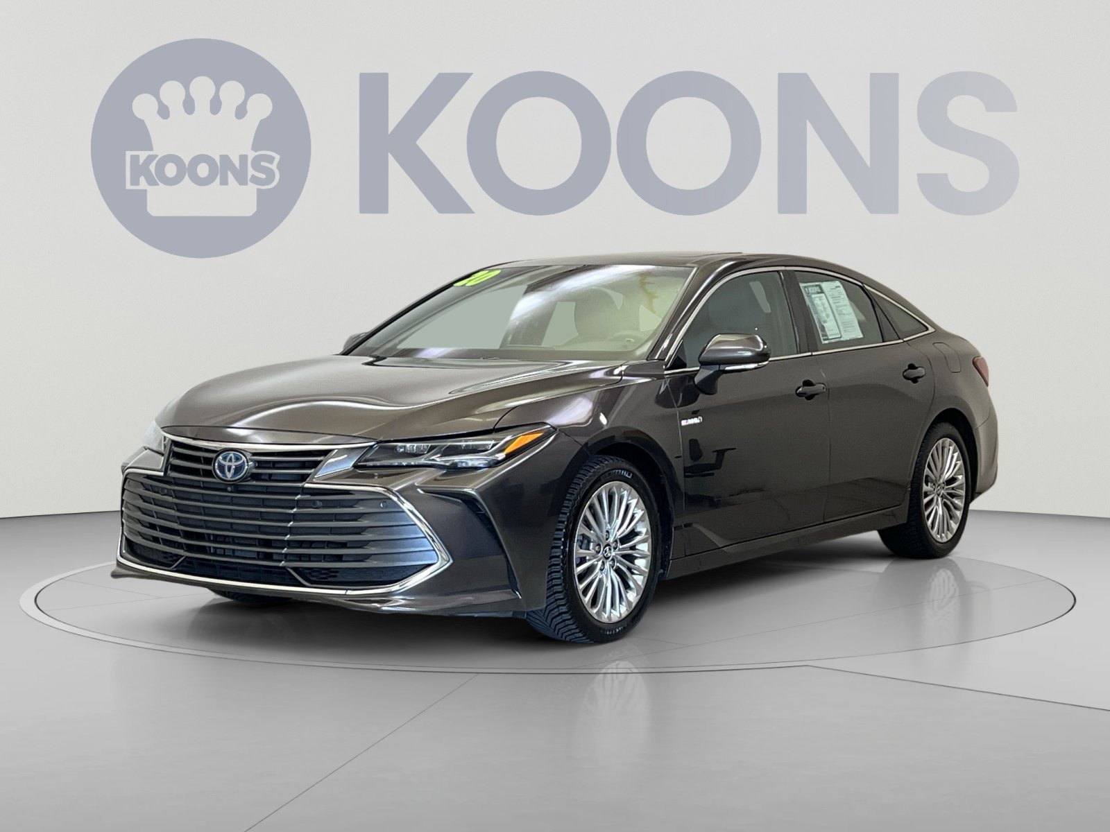 Used 2020 Toyota Avalon Limited w/ Advanced Safety Package FWD image 4
