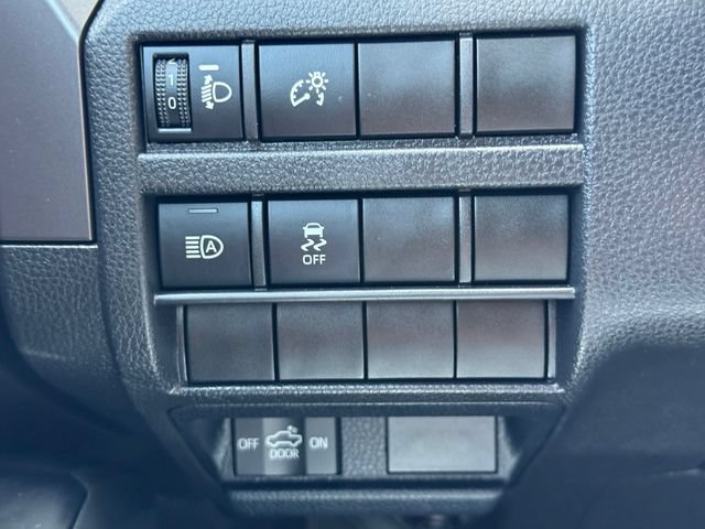 Used 2026 Toyota Tacoma SR5 AWD/4WD image 21