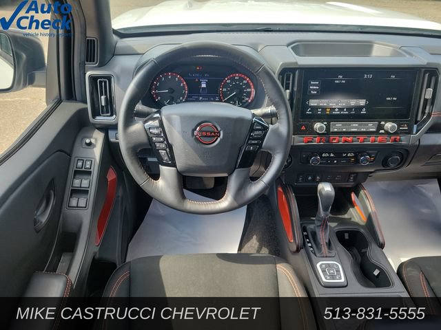 Used 2026 Nissan Frontier PRO-4X AWD/4WD image 11