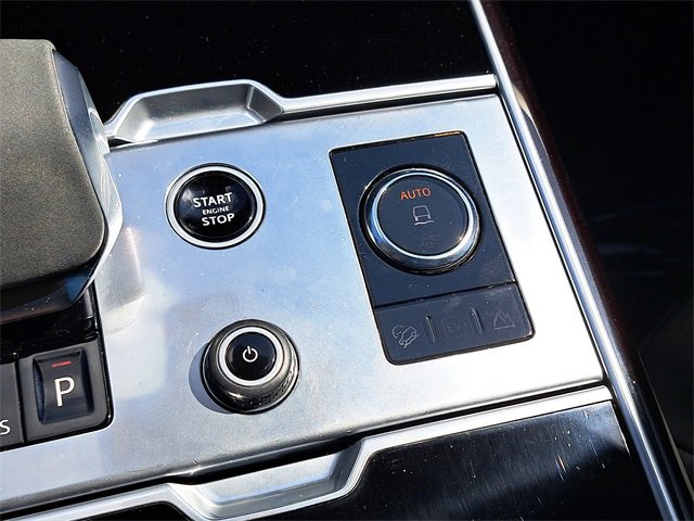 Used 2023 Land Rover Range Rover SE image 30