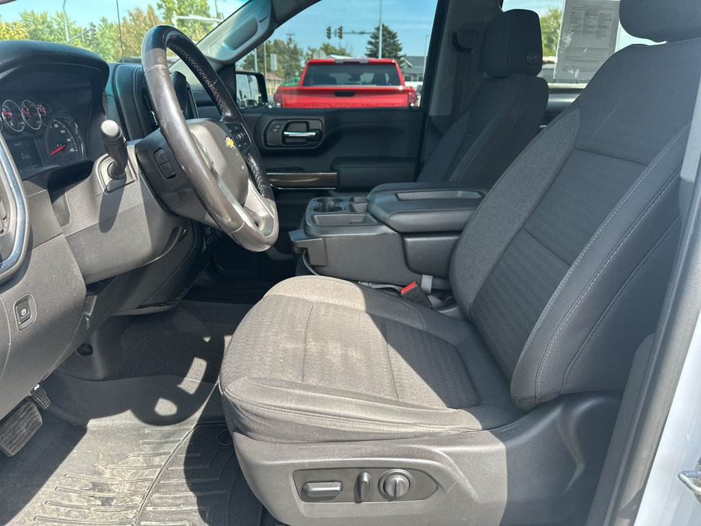 Used 2020 Chevrolet Silverado 1500 LT w/ All-Star Edition AWD/4WD image 13