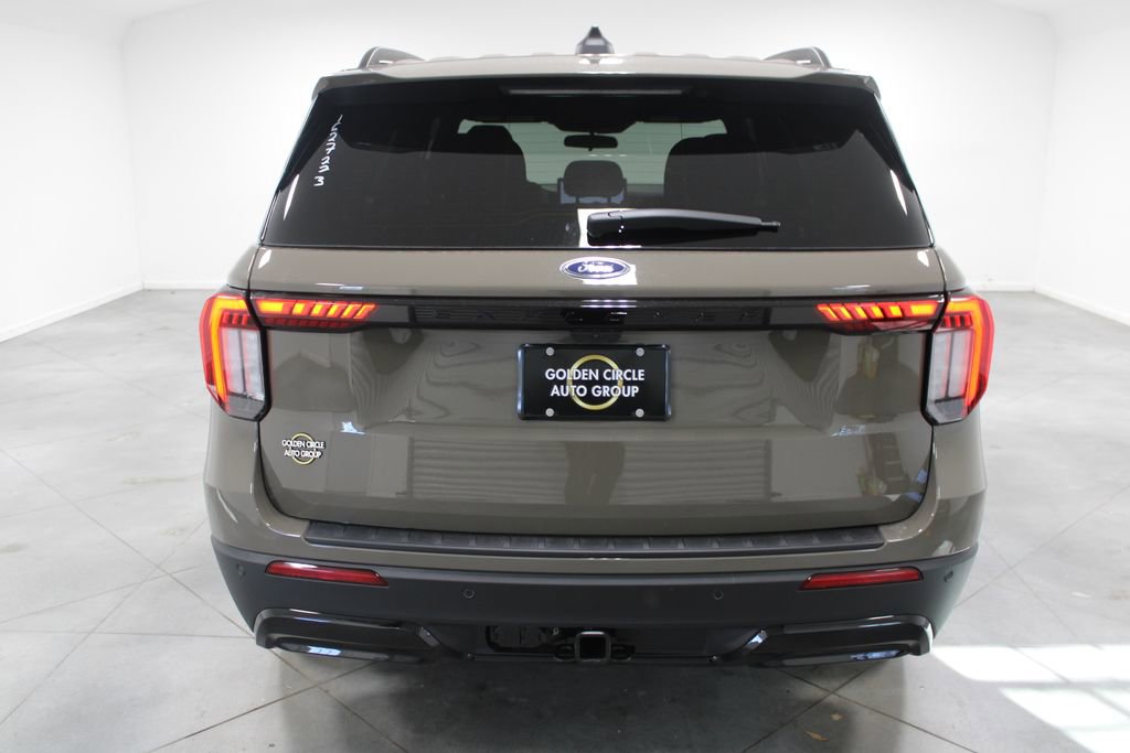 New 2026 Ford Explorer ST-Line image 7