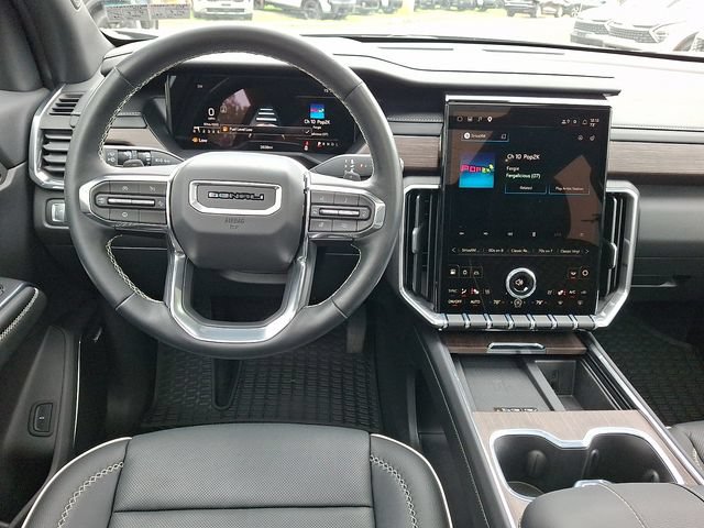 Used 2026 GMC Acadia Denali FWD image 11