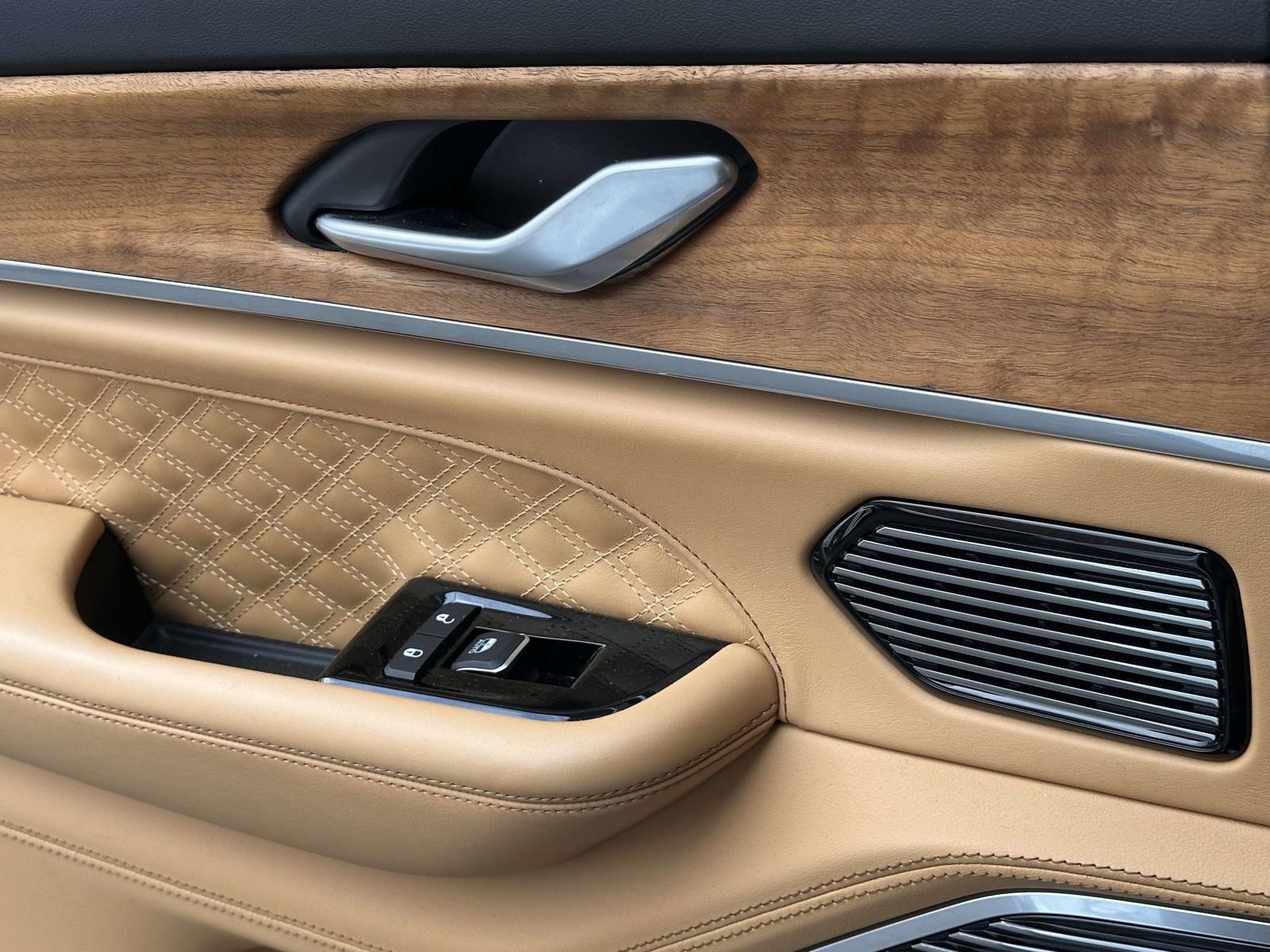 Certified 2022 Jeep Grand Cherokee Summit image 20