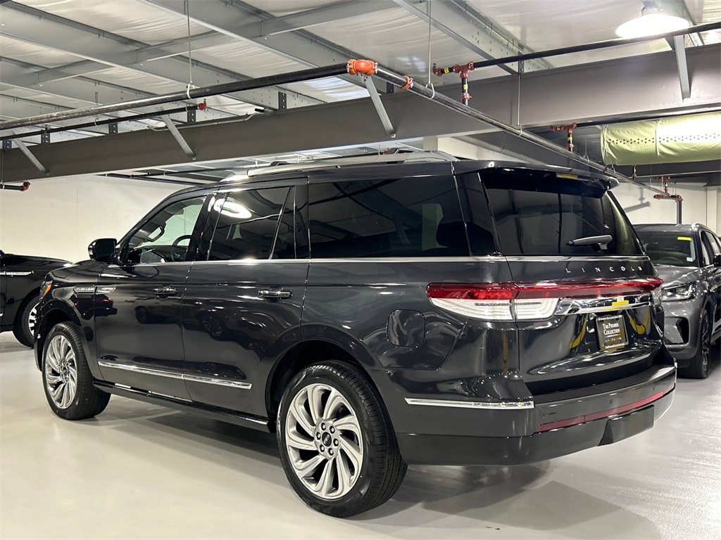 Certified 2022 Lincoln Navigator Reserve image 4