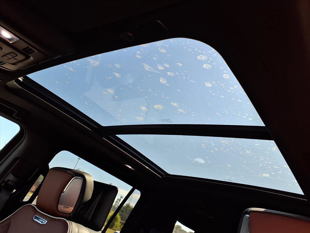 Used 2024 GMC Yukon XL Denali Ultimate image 6