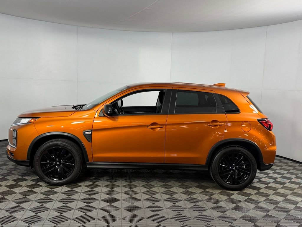 Used 2025 Mitsubishi Outlander Sport LE image 10