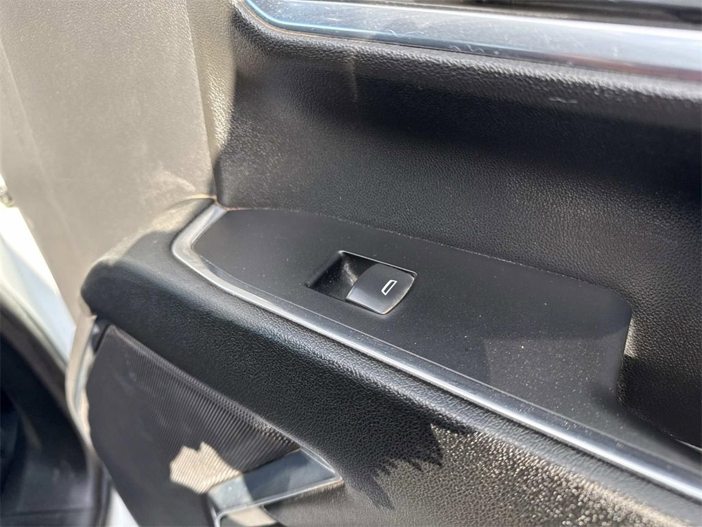 Used 2024 Chevrolet Silverado 2500 LT w/ Convenience Package image 28