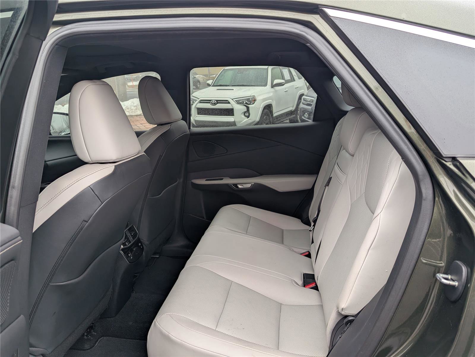 Certified 2023 Lexus RX 350h 350h Premium AWD w/ Accessory Package (K3) image 15