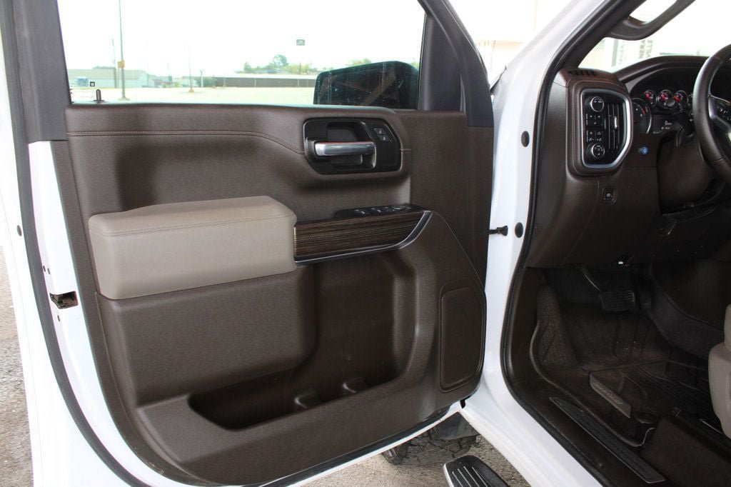 Used 2022 Chevrolet Silverado 2500 LT w/ Texas Edition AWD/4WD image 9