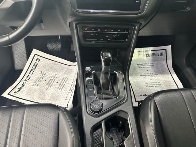Certified 2022 Volkswagen Tiguan SE w/ Panoramic Sunroof Package image 7