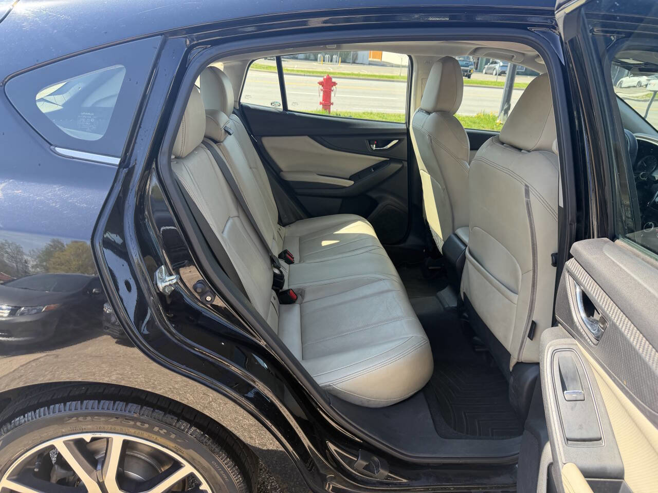 Used 2017 Subaru Impreza 2.0i Limited w/ Moonroof/BSD & Rcta/Eyesight AWD/4WD image 29