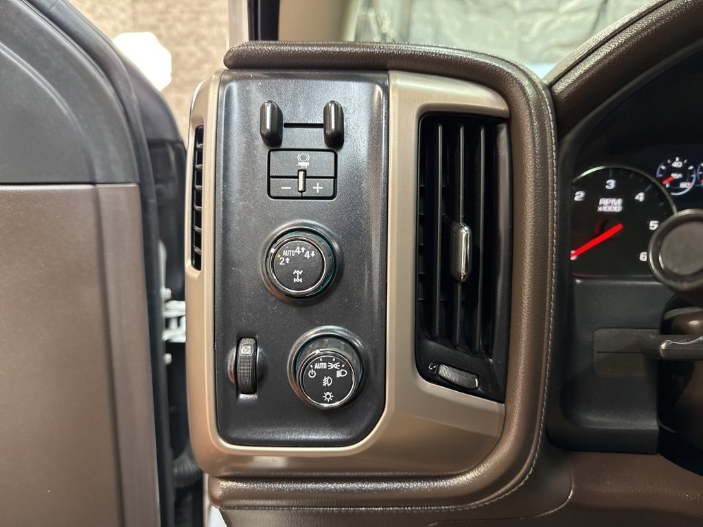 Used 2018 GMC Sierra 1500 Denali w/ Denali Ultimate Package image 16