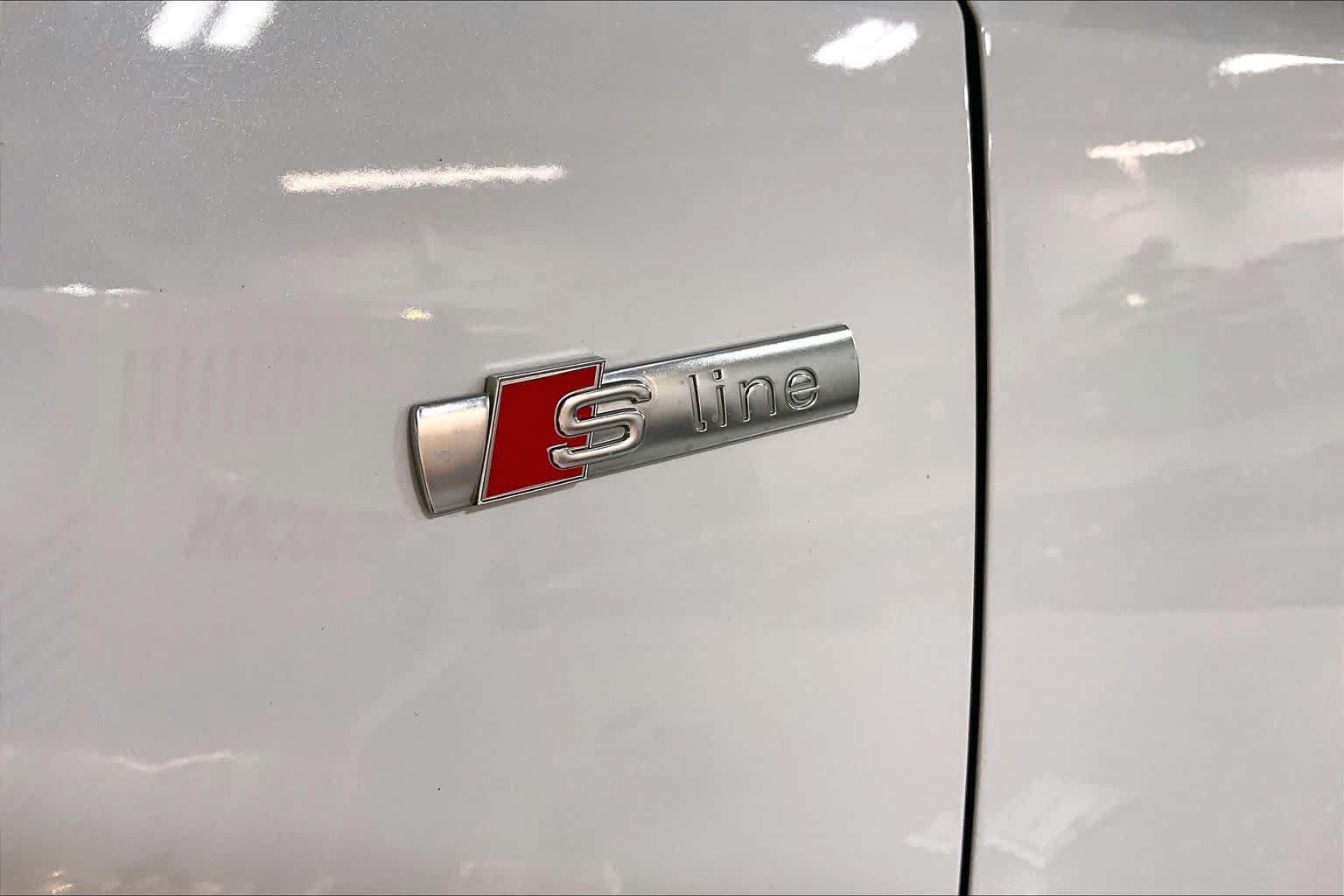 Used 2022 Audi Q3 2.0T Premium Plus w/ Premium Plus Package AWD/4WD image 15