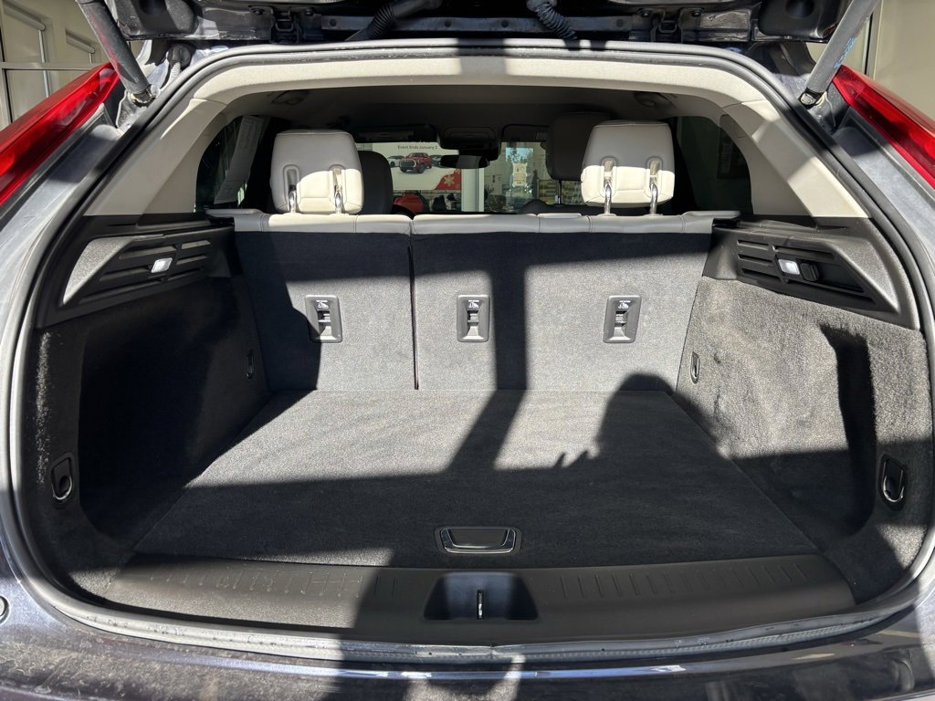 Certified 2022 Cadillac XT4 Luxury image 24