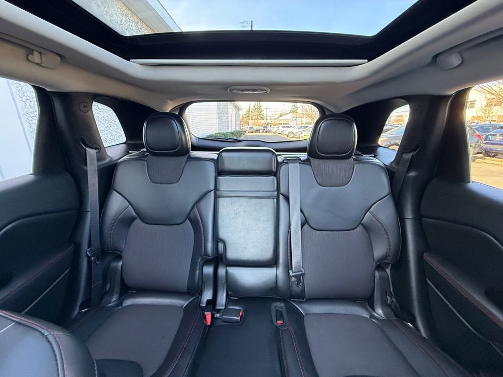 Used 2016 Jeep Cherokee Trailhawk w/ Comfort/Convenience Group image 17