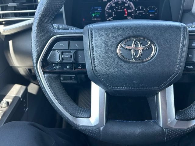 Used 2023 Toyota Tundra Platinum AWD/4WD image 16