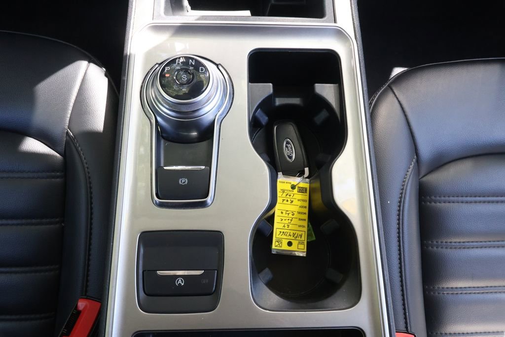 Used 2024 Ford Edge SEL AWD/4WD image 19