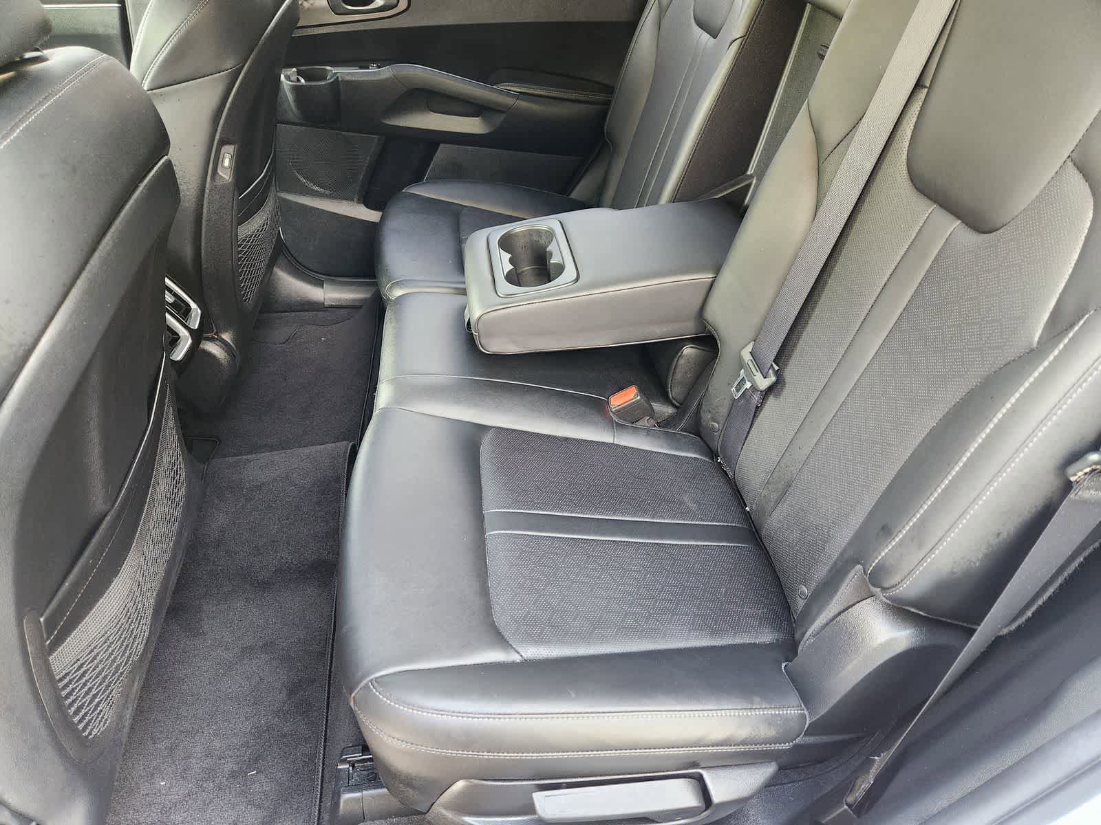 Used 2023 Kia Sorento S w/ Panoramic Sunroof Package image 29