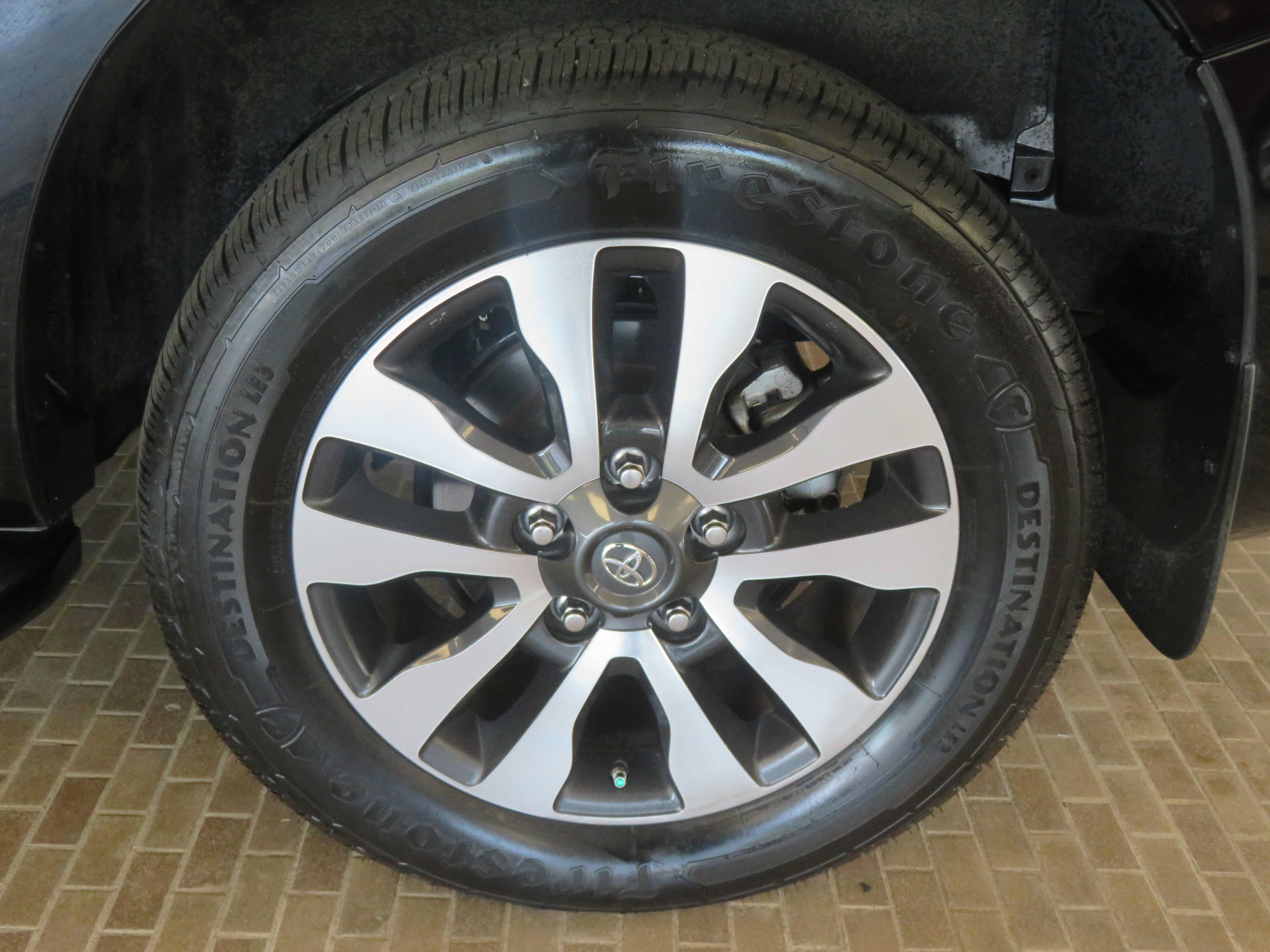 Used 2020 Toyota Sequoia Limited w/ Safety & Convenience Package AWD/4WD image 8
