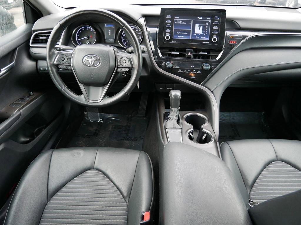 Used 2023 Toyota Camry SE image 14