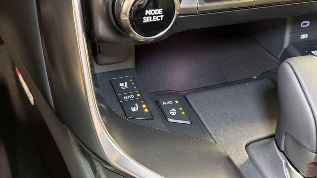 New 2026 Lexus LX 700h Luxury image 31