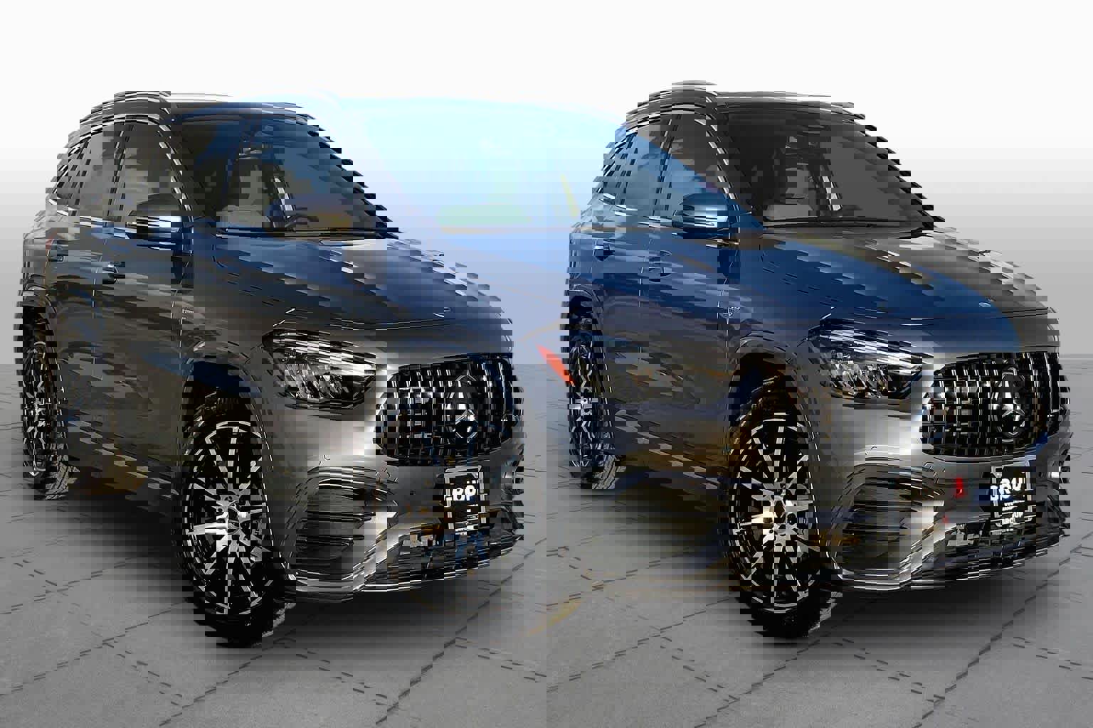 Used 2025 Mercedes-Benz GLA 35 AMG 4MATIC image 3