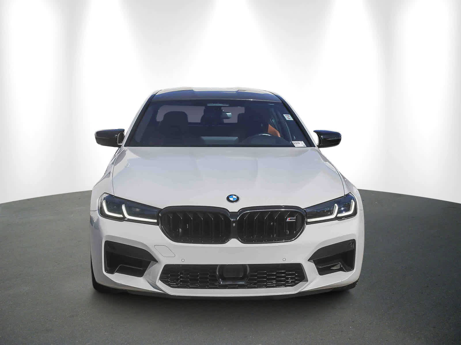 Used 2023 BMW M5 image 2