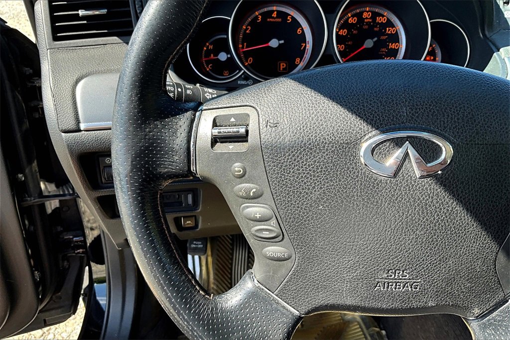 Used 2007 INFINITI M45 Sport w/ Technology Pkg image 16
