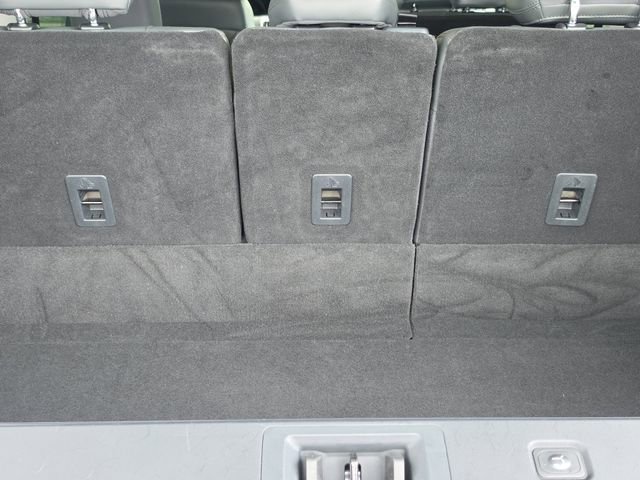 Used 2025 Ford Expedition Active image 6