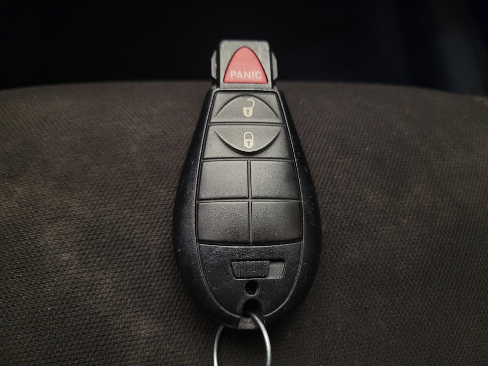 Used 2019 Jeep Cherokee Latitude w/ Popular Appearance Group image 32