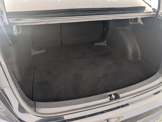 Used 2023 Toyota Corolla LE FWD image 25