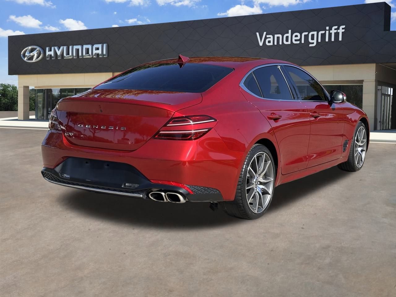 Used 2023 Genesis G70 2.0T image 10