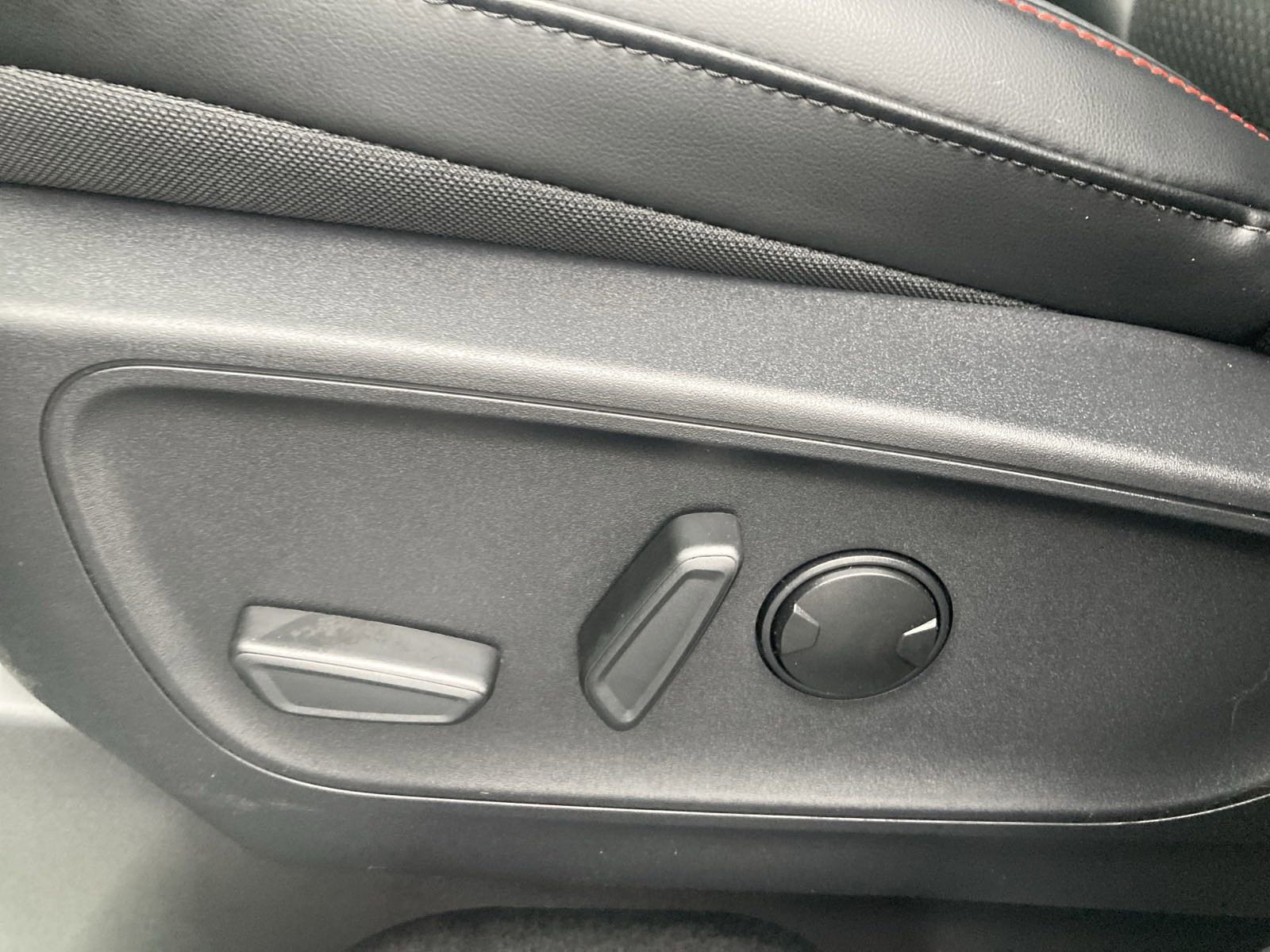 New 2024 Ford Escape ST-Line Select w/ Tech Pack #2 image 42