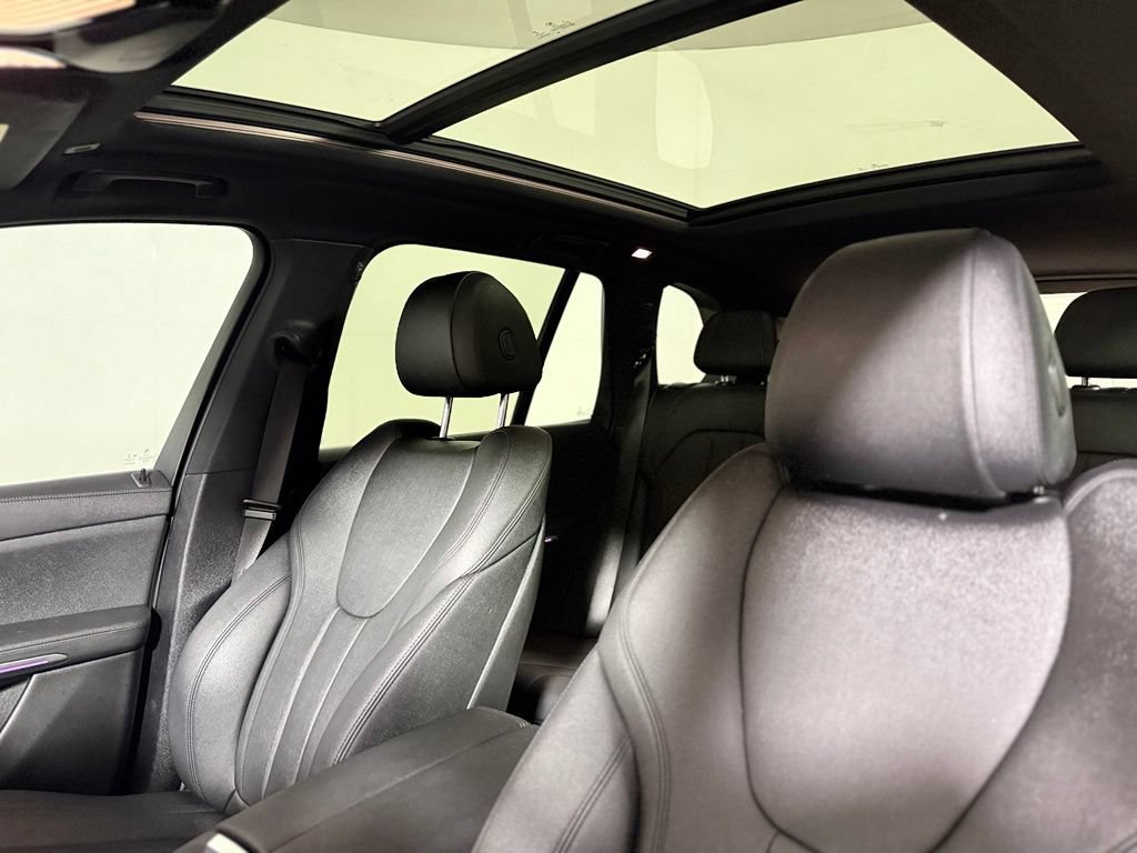 Used 2021 BMW X5 xDrive40i w/ Convenience Package AWD/4WD image 21