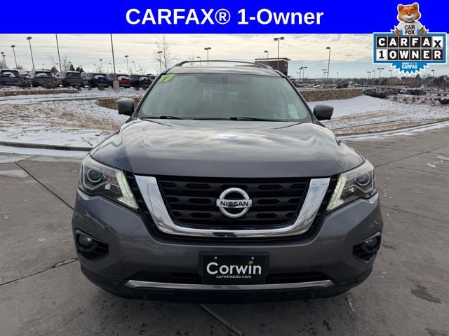 Used 2017 Nissan Pathfinder Platinum video 2