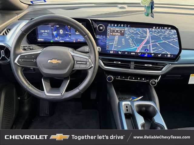 Used 2024 Chevrolet Equinox EV LT FWD image 12
