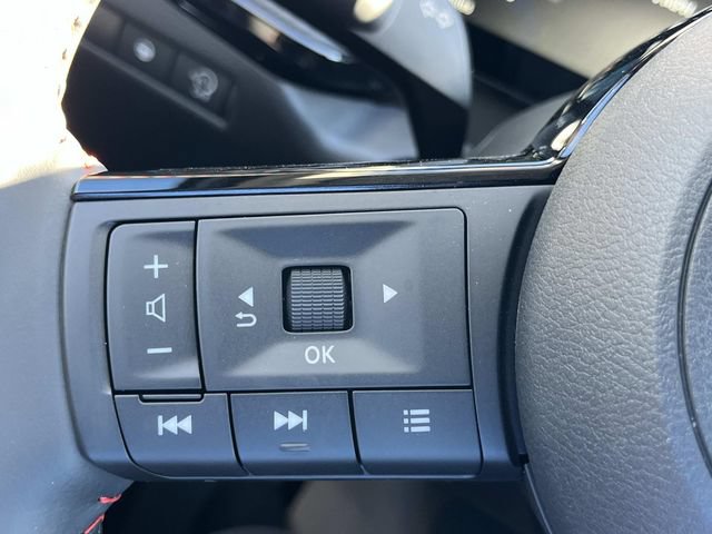 New 2026 Nissan Kicks SR FWD image 26