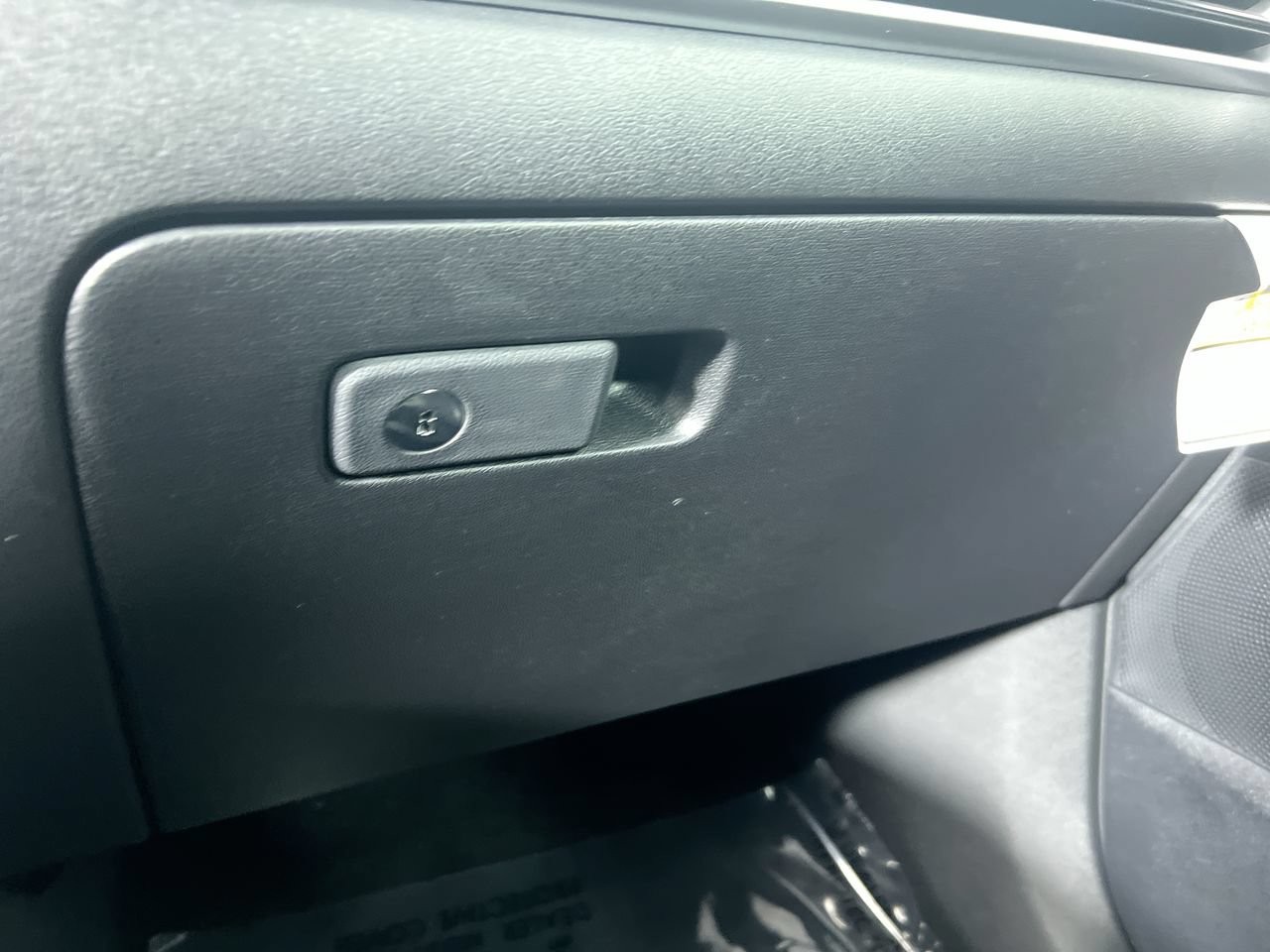 New 2026 Kia Sorento LX FWD image 29