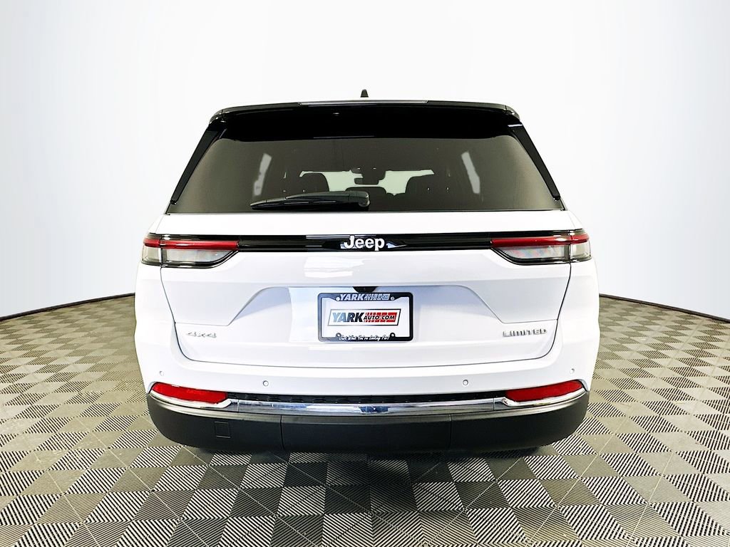 Certified 2025 Jeep Grand Cherokee Limited AWD/4WD image 9