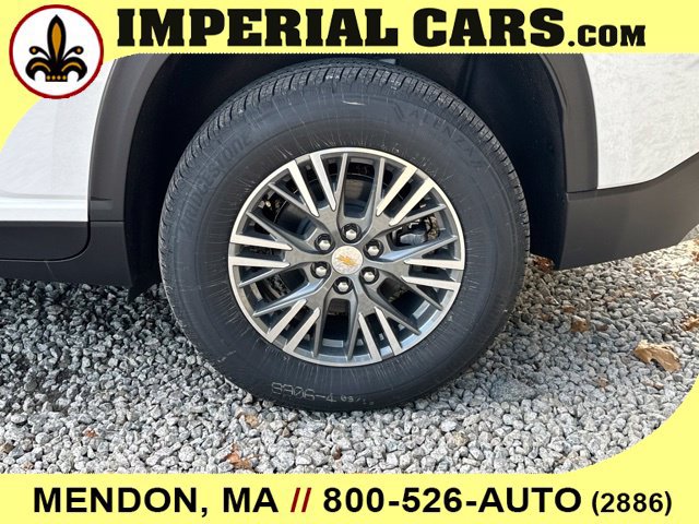 New 2027 Chevrolet Traverse LT w/ Driver Confidence Package AWD/4WD image 8