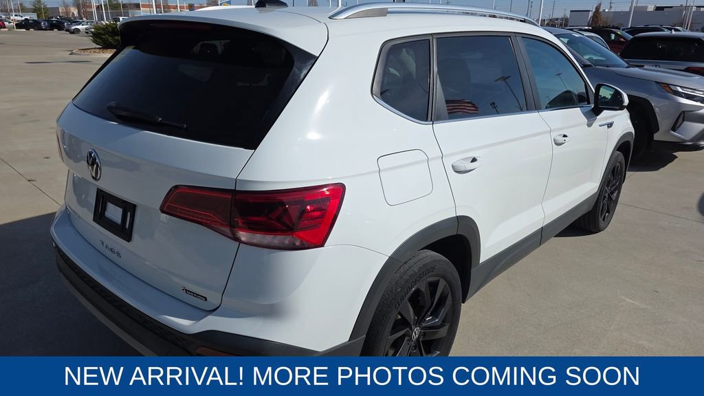 Used 2022 Volkswagen Taos SE image 5